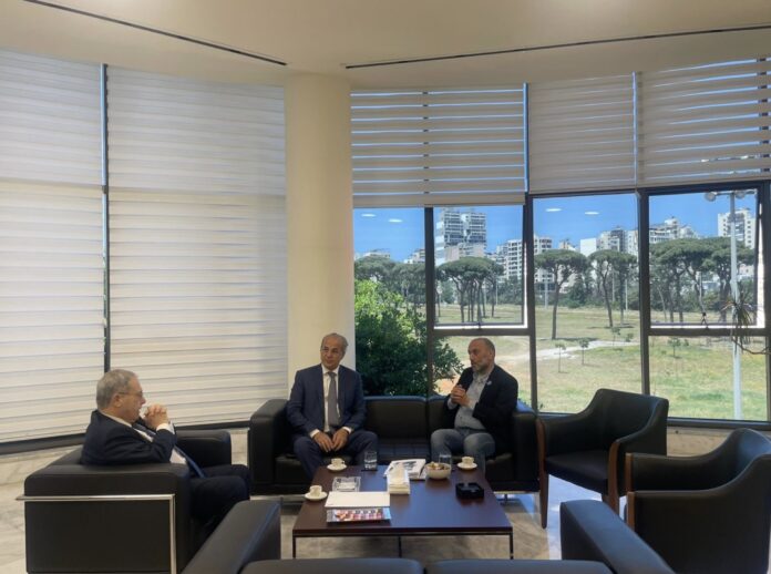 عرض الوفد الجهود التي تبذلها الهيئة في مجال توثيق الانتهاكات، بما في ذلك تطوير منهجيات الرصد وجمع الأدلة،